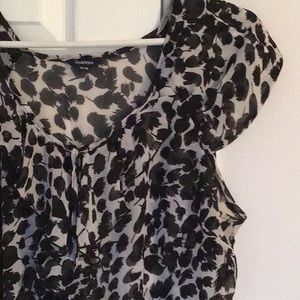 Reitmans b&w boho blouse